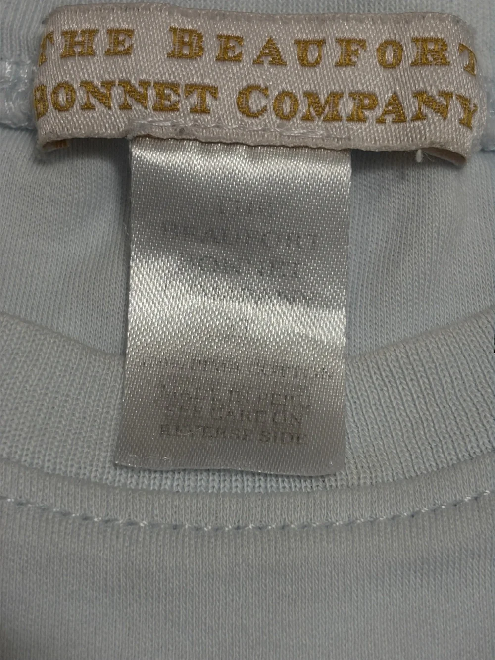 The Beaufort Bonnet Company Pastel Blue PreOwned TShirt Size 3T shows Wear/Stain